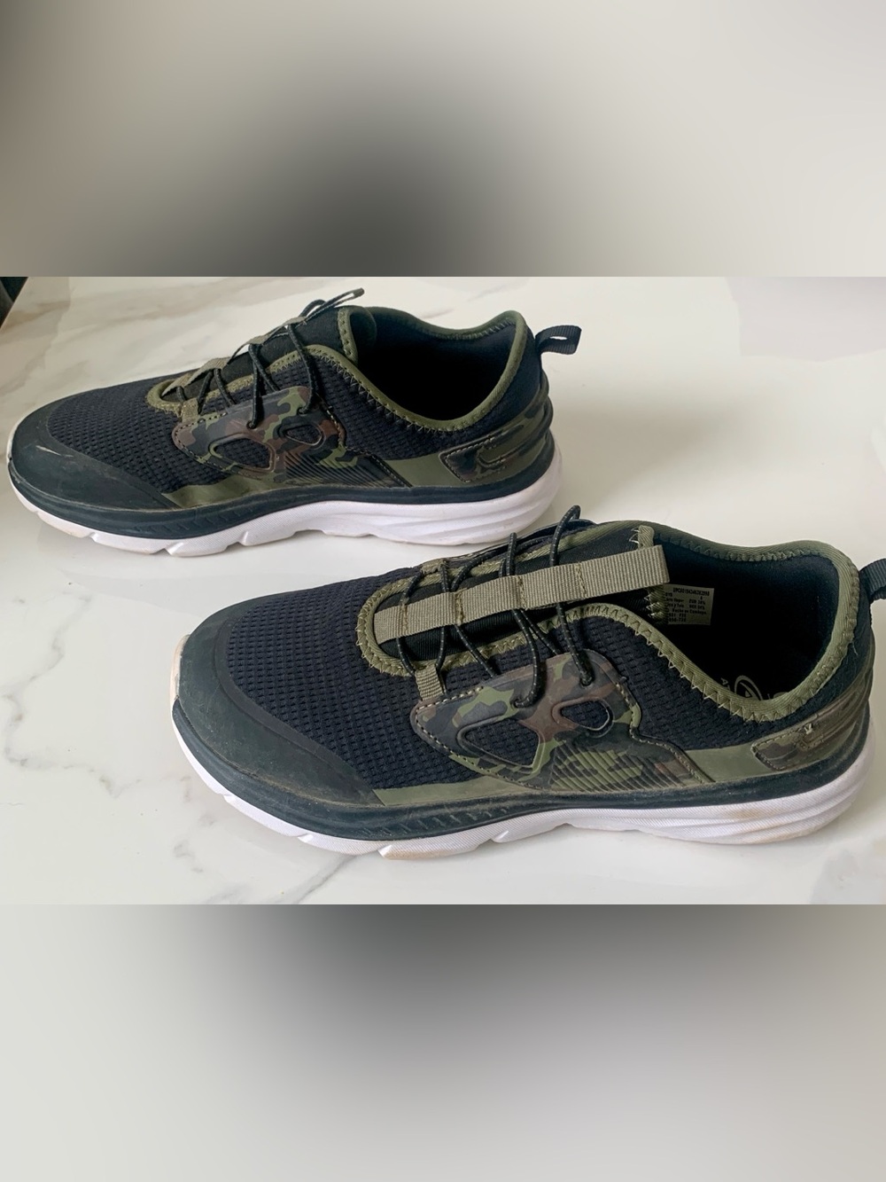 Athletic Works Boys Casual Sneakers in Black and Olive